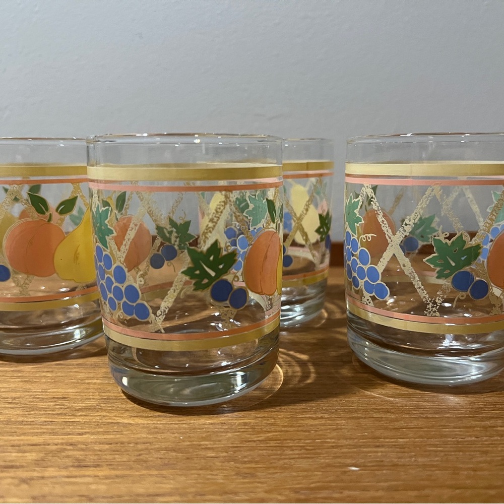 Vintage Libbey Glass Juice Tumblers Set of 4. St Claire Fruit pattern.